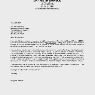 /img/40907-submitting-cover-letter.webp